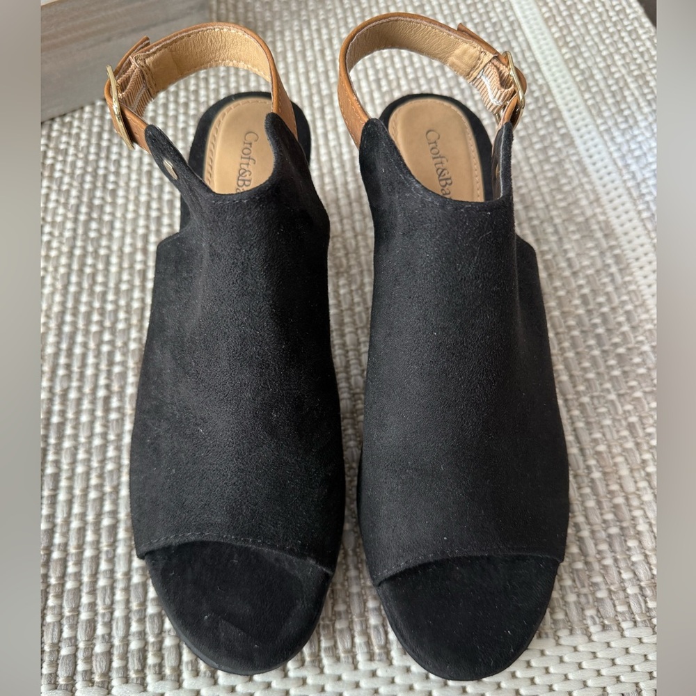 Croft & Barrow Black Sandals Slip-On Comfort